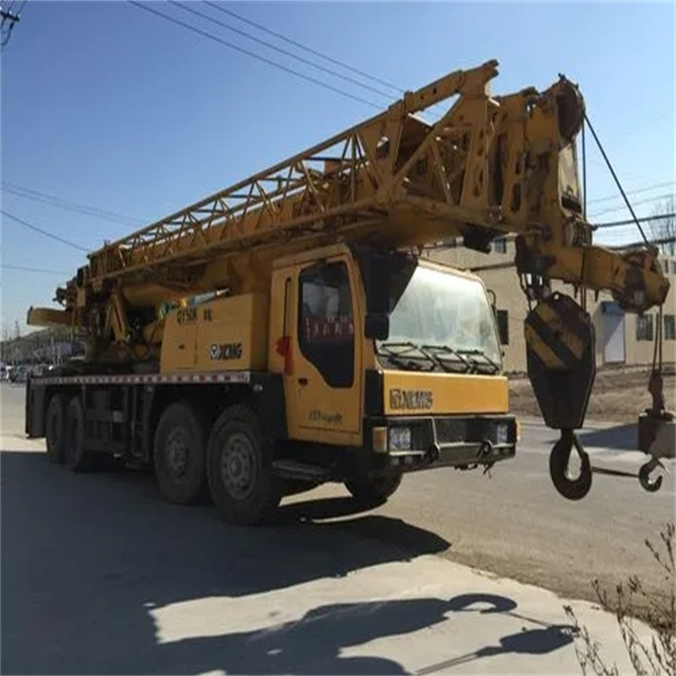 汕头吊车怎么吊装挖掘机